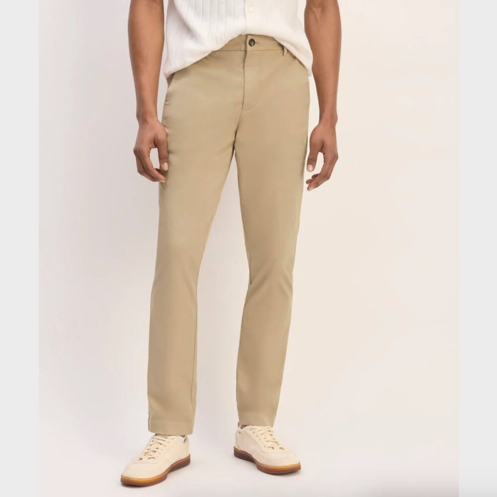 Everlane	NWT Relaxed Taper Air Chino in Trench Coat Khaki - 38X30